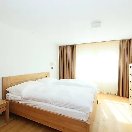 Sleeps 4 Pool Wifi Appartement