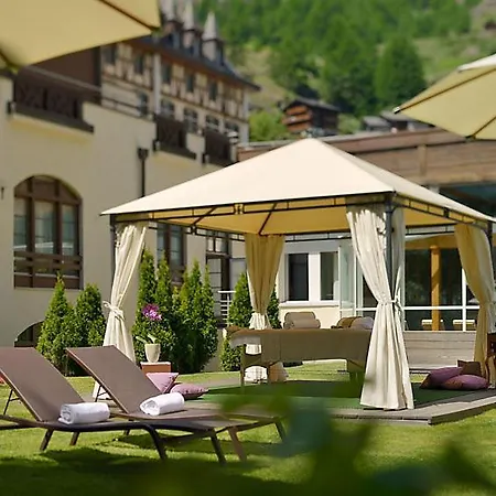 Sleeps 4 Pool Wifi Zermatt